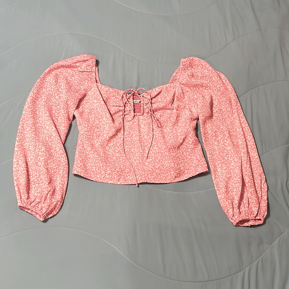 A&F Pink Cropped Floral Shirt
